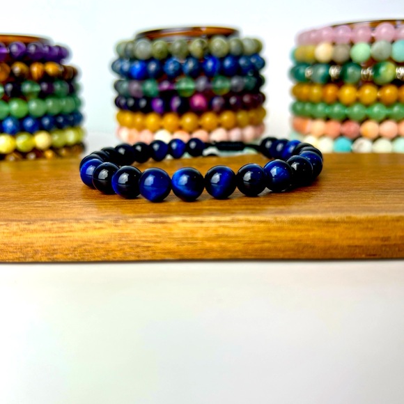 Handmade genuine gemstone bracelet. This Blue Tiger’s Eye bracelet is adjustable - Picture 1 of 10